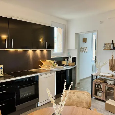 Port * سان تروبيه